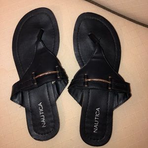 Women’s Nautica flip flops